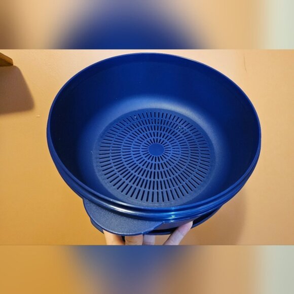 SOLD POSH CANADA - NEW-Crystal-Wave with strainer - 3.8L - Picture 5 of 6